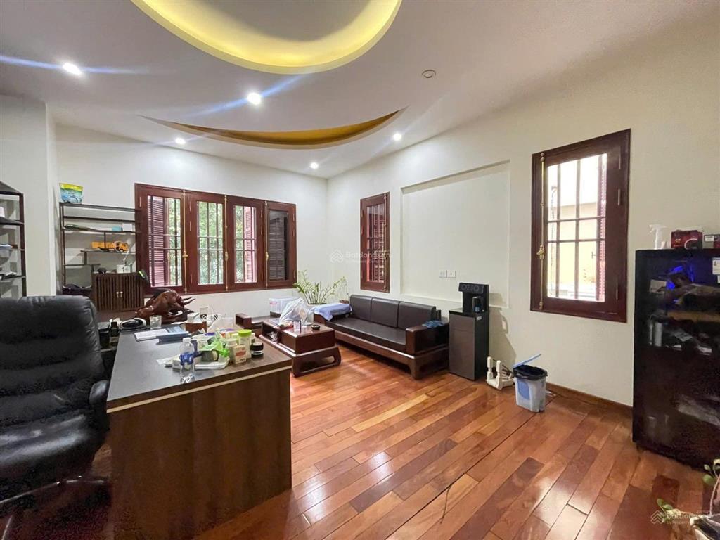 Giảm số 3 tỷ, còn hơn 30 tỷ, biệt thự mỹ đình, nguyễn cơ thạch, 120mx10m, 4 tầng, 0963 060 ***