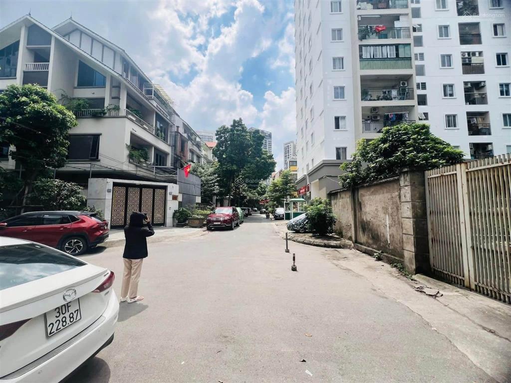 Ngân hàng phân lô vĩnh phúc ba đình kinh doanh, vỉa hè oto tránh, 65m x5m, hơn 20 tỷ