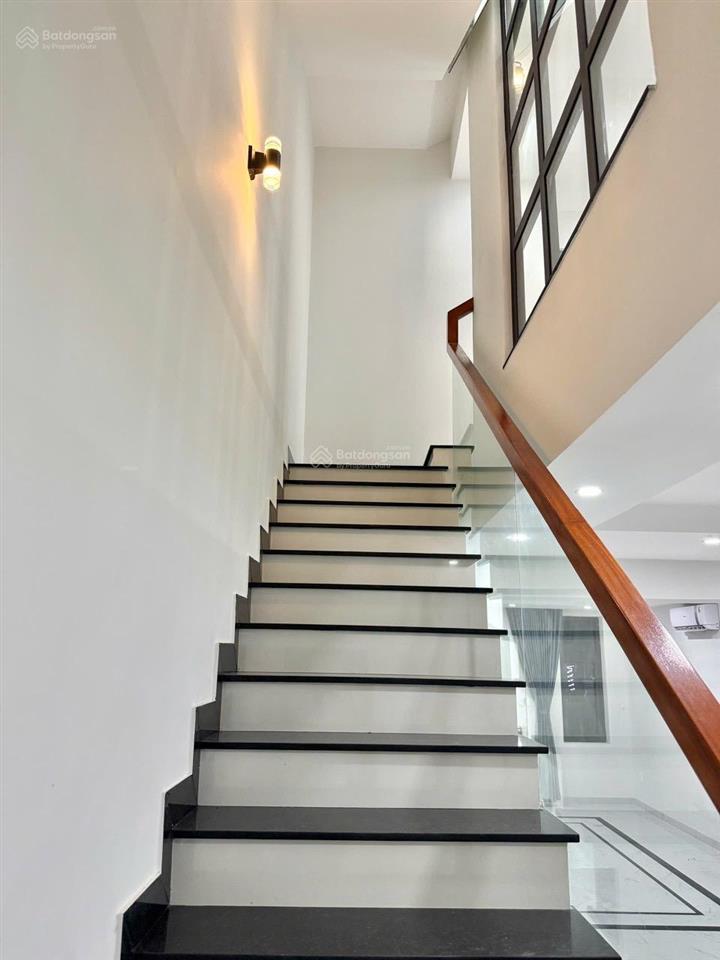 Nhà cho thuê tại lavilla green city gần aeon ( 0763 944 *** bảo yến)
