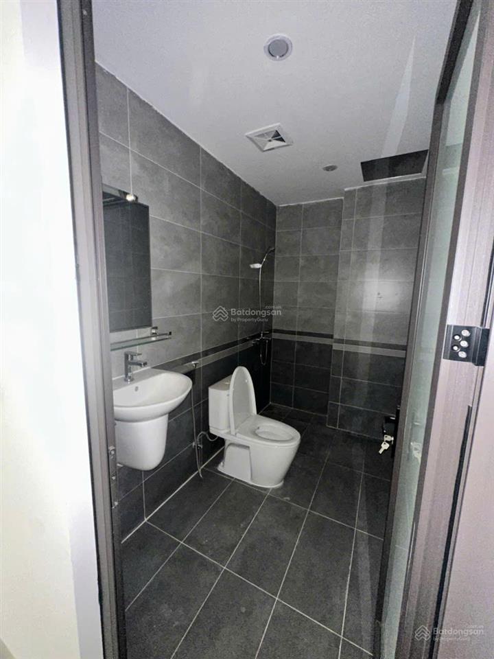 Chỉ 9tr/th căn hoàn thiện 3 tầng đối diện công viên chà là.  0917 891 ***