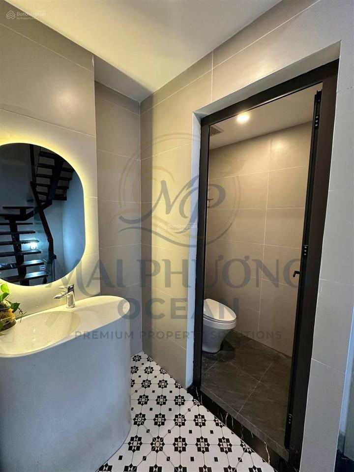 Cho thuê lk ánh dương 70m2, hoàn thiện 5 tầng có thang máy giá 19tr/th.  0917 891 ***