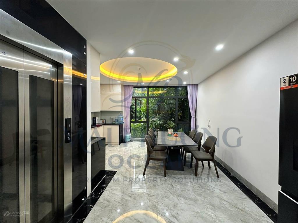 Cho thuê lk ánh dương 70m2, hoàn thiện 5 tầng có thang máy giá 19tr/th.  0917 891 ***