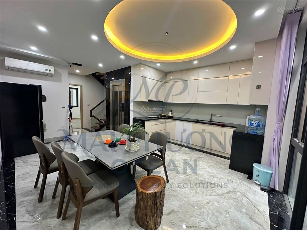 Cho thuê lk ánh dương 70m2, hoàn thiện 5 tầng có thang máy giá 19tr/th.  0917 891 ***