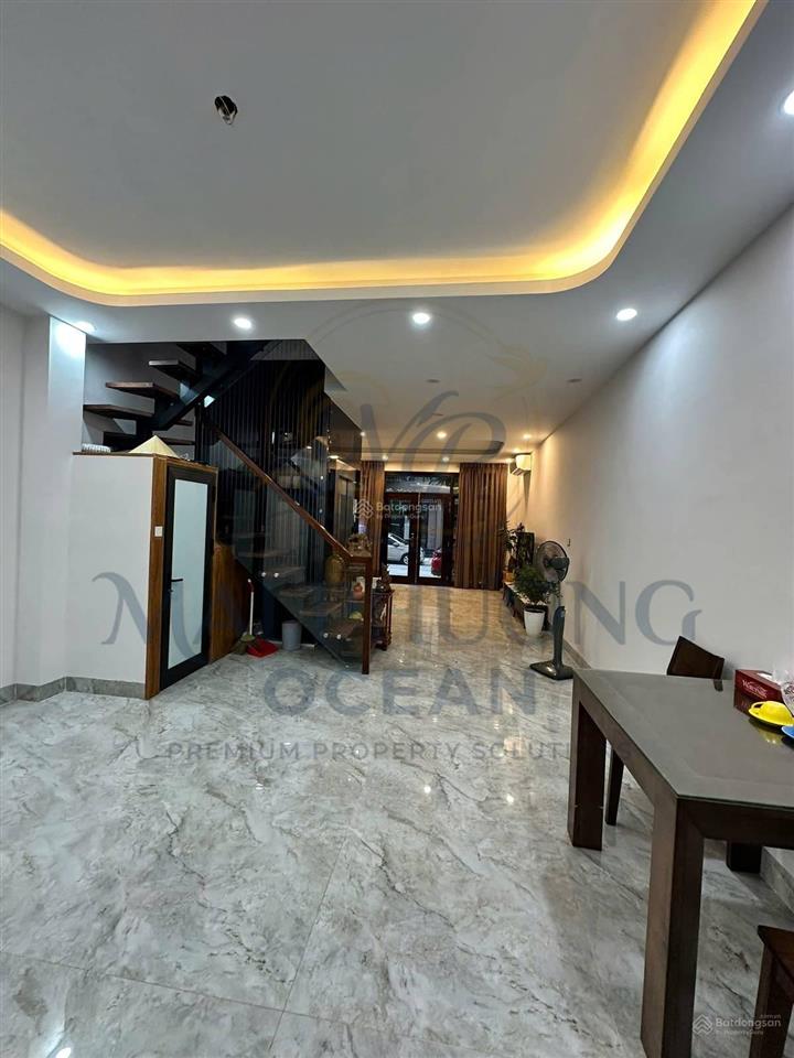 Cho thuê lk ánh dương 70m2, hoàn thiện 5 tầng có thang máy giá 19tr/th.  0917 891 ***