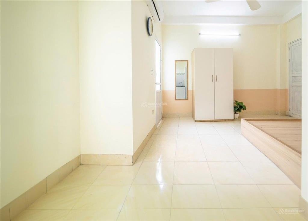 Cho thuê chdv, 3,45 triệu, 25m2 tại mễ trì, nam từ liêm