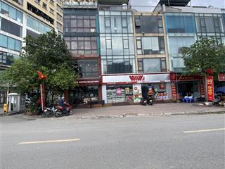 Bán nhà liền kề mặt phố trung văn cạnh chân chung cư