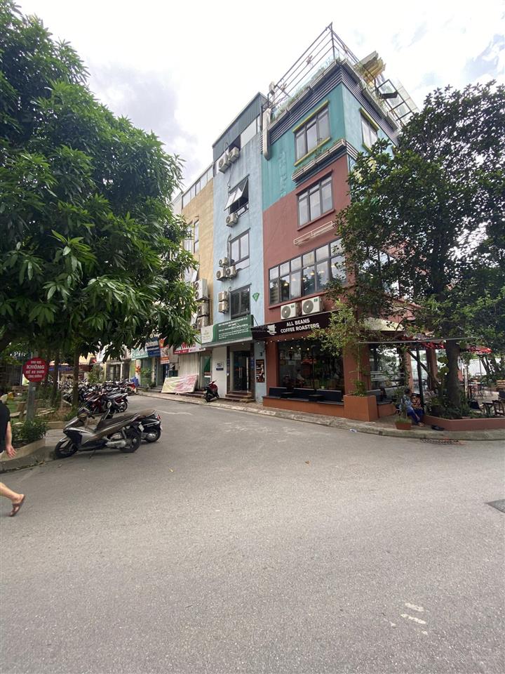 Chính chủ cần bán căn liền kề dự án c14 trung văn đường trung văn hai mặt tiền kinh doanh tốt