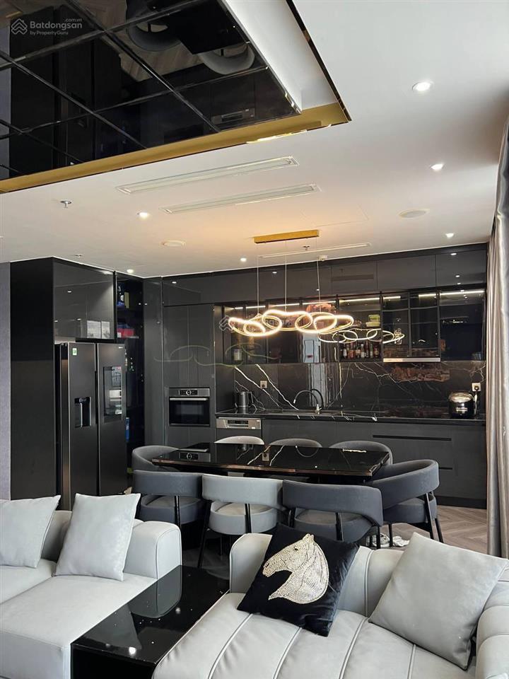 Cho thuê 3pn 2wc 121m2 view đẹp, nội thất cao cấp.  0935 436 ***