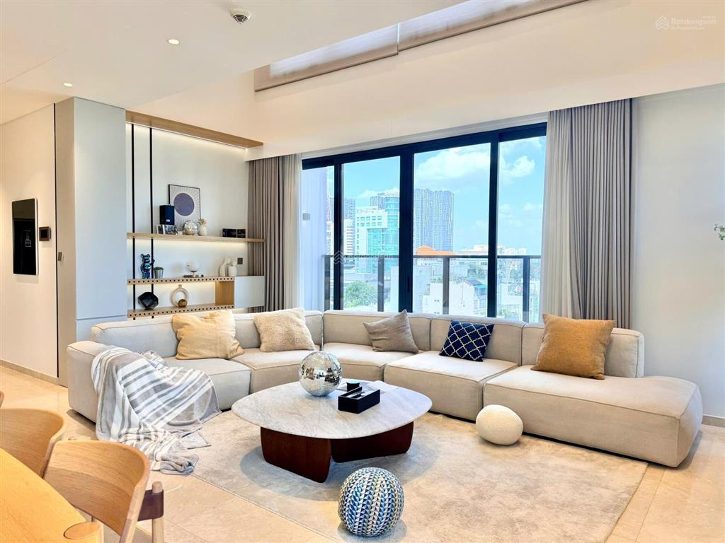 Cho thuê the marq 3pn 4wc 149m2 nội thất mới 100% giá 59tr