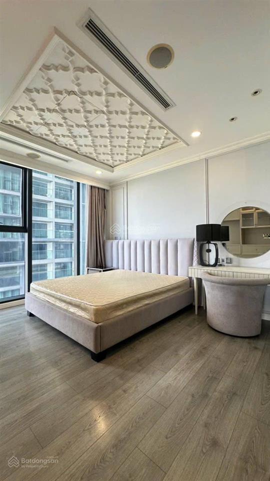 Cho thuê 3pn 2wc 121m2 view pháo hoa, nội thất cao cấp tại vinhomes golden river