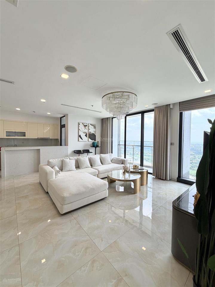 Cho thuê 3pn2wc 126m2 view sông, nội thất cao cấp tại vinhomes golden river