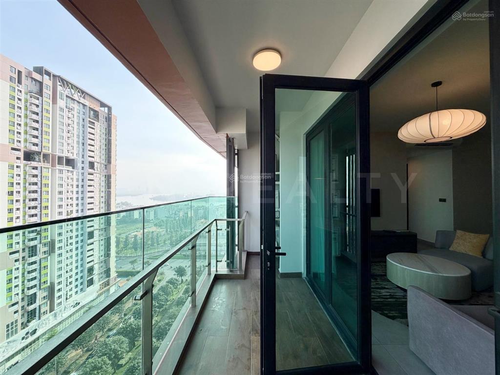 Feliz en vista (somerset)  4pn 160m  tầng cao view thoáng  đang có dòng tiền  23 tỷ