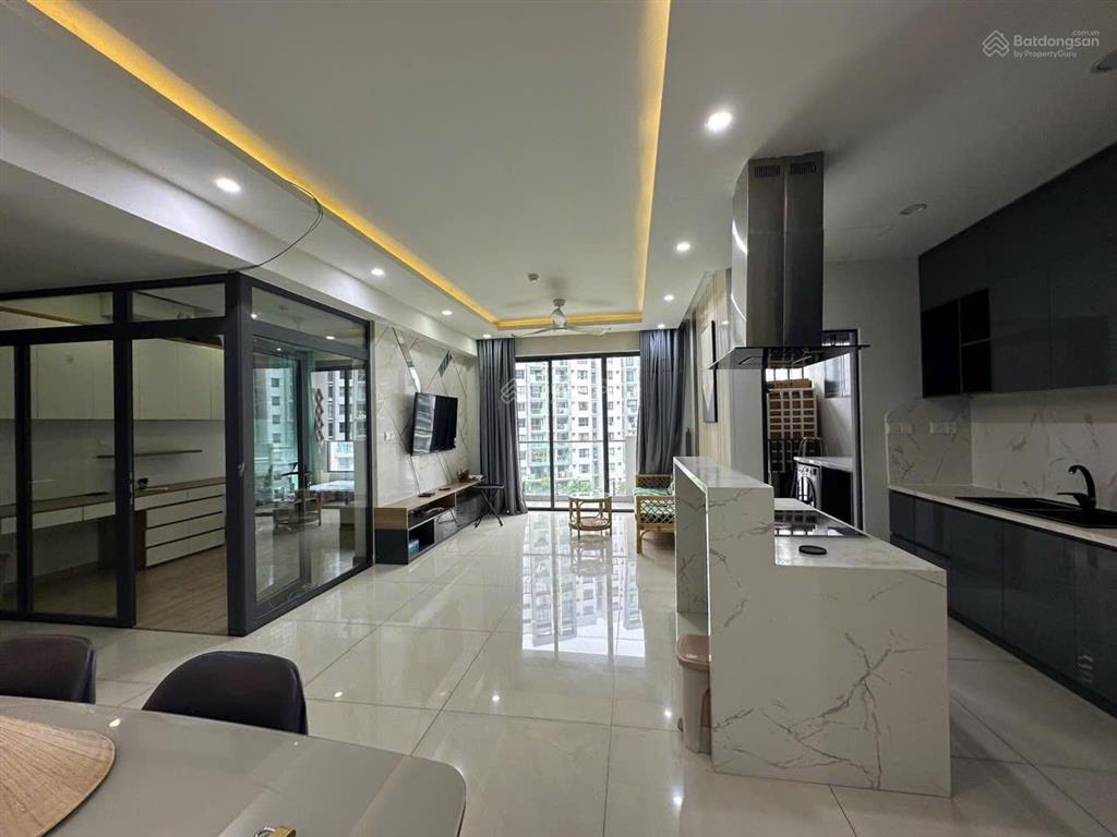 Chính chủ ký gửi cho thuê căn hộ 2pn 2wc 1 kho 84m2 gần full 14 triệu