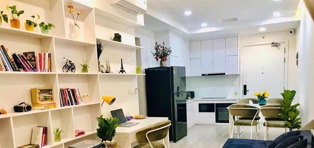 Chính chủ gửi bán căn hộ 2pn 2wc 71m2 khu emerald, bao hết thuế phí và 5% sổ