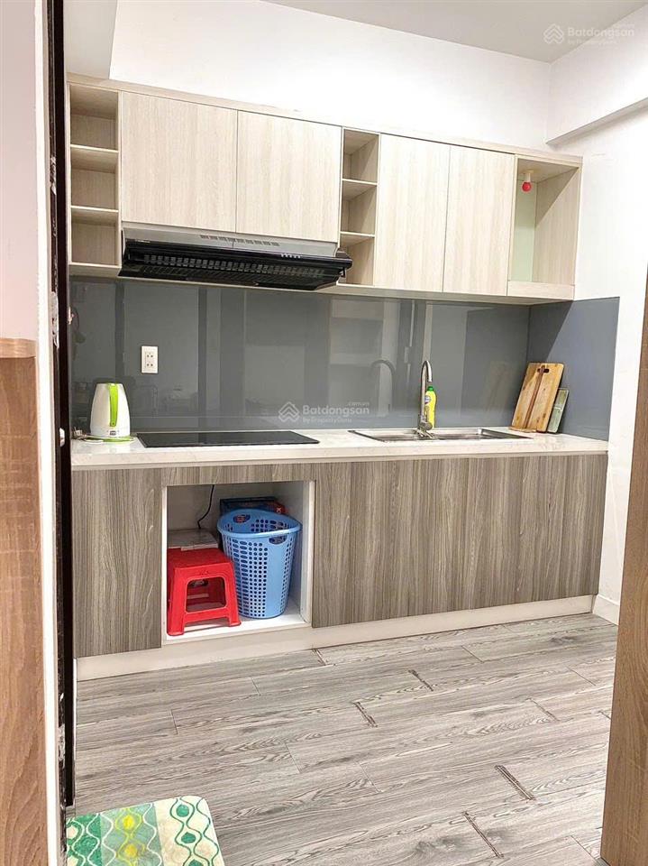 Chính chủ gửi bán căn topaz 1pn 1wc 49m2 tầng trung view đông bắc giá tốt chỉ 2,7 tỷ