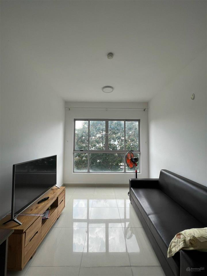 Bán căn hộ ruby  celadon city, giá 4,4 tỷ đã có sổ hồng, 70m2, view đẹp