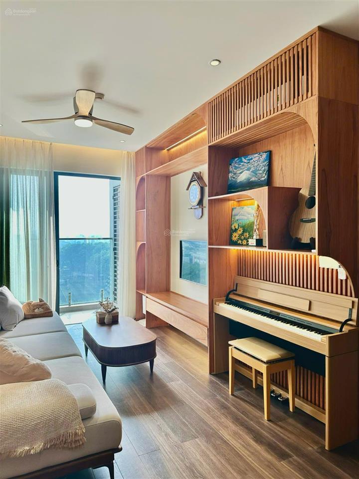 Bán cc emerald  celadon city, 5,5 tỷ, 71m2, 2pn, 2wc, giá tốt đã bao gồm 5% sổ