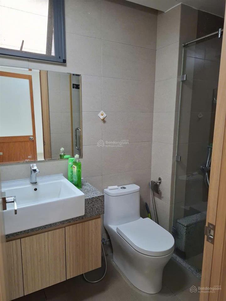 Chính chủ ký gửi cho thuê căn hộ emerald 1pn 1wc 53m2 giá chỉ 10triệu tầng trệt