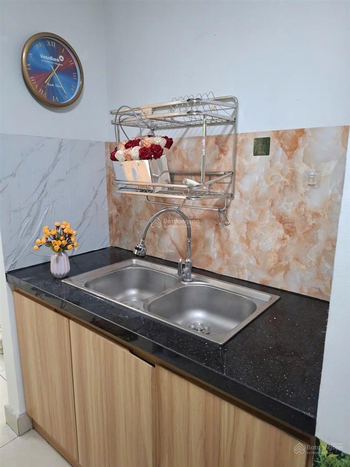 Chính chủ ký gửi cho thuê căn hộ emerald 1pn 1wc 53m2 giá chỉ 10triệu tầng trệt