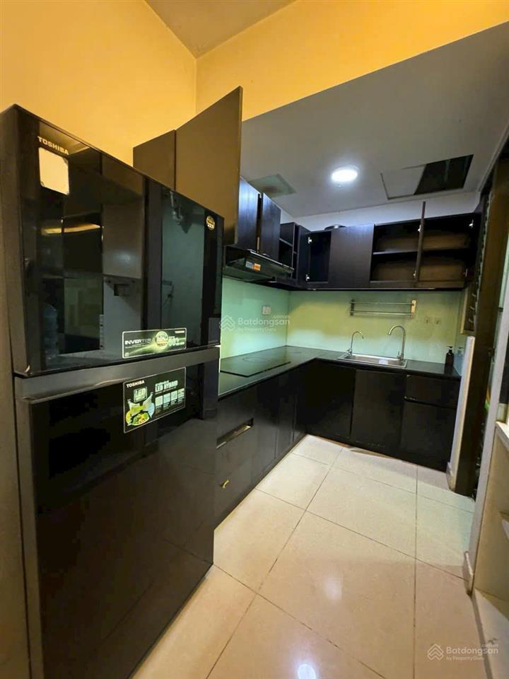 Hàng hiếm tại ruby  celadon city, 4 tỷ, 69 m2, 2pn, 2wc đã có sổ hồng