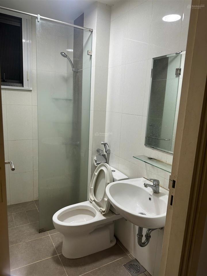 Cho thuê căn hộ 2pn, 2wc, 9,5 triệu, 68m2 tại ruby  celadon city