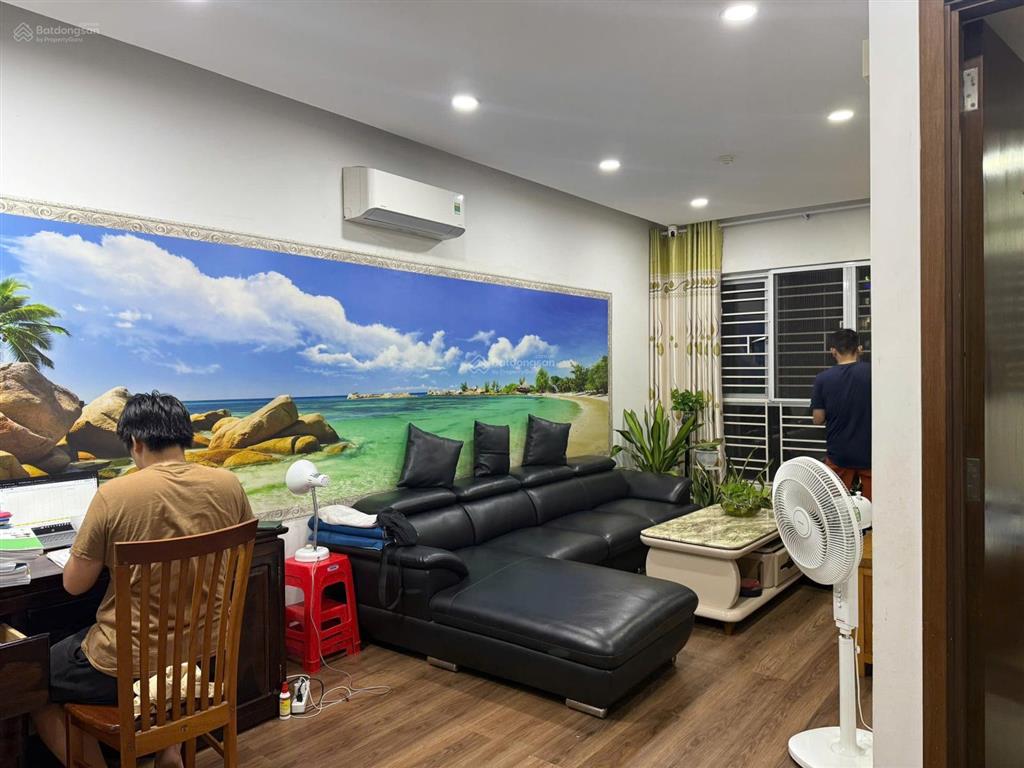 Cho thuê căn hộ ruby 2pn 2wc 68m2 bàn giao full nội thất giá 12 triệu