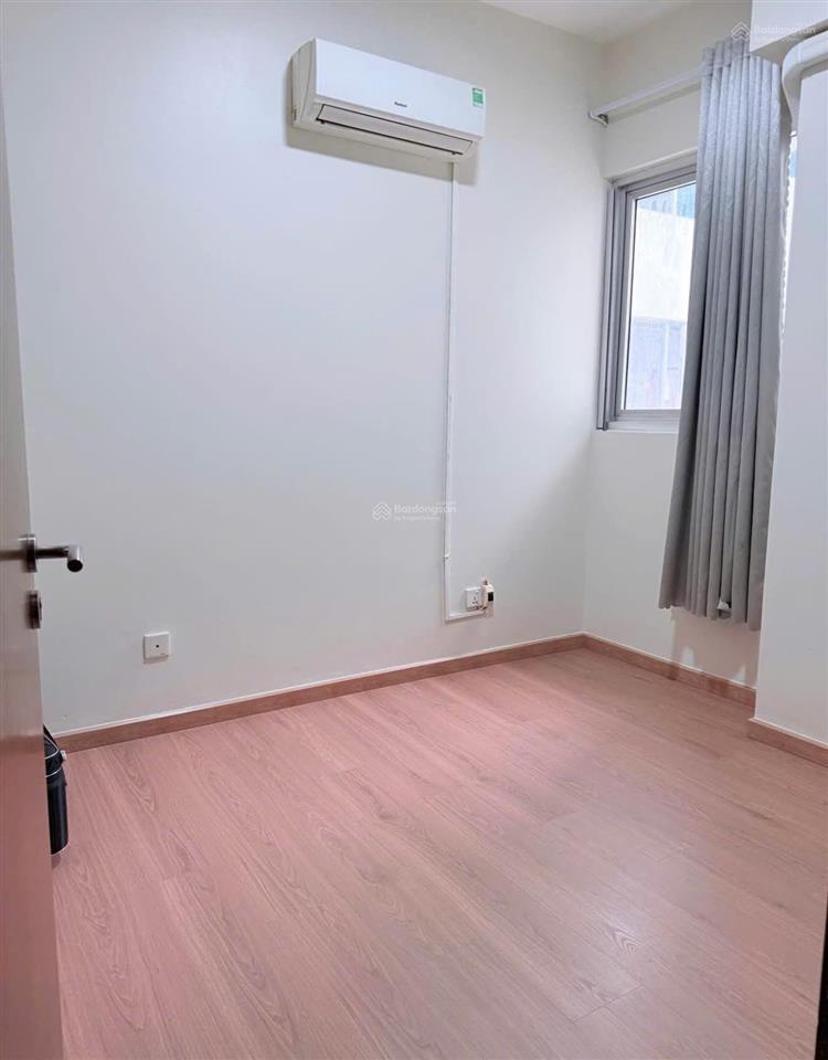 Bán căn hộ 3pn, 2wc có ban công rộng tại ruby  celadon city, 5,4 tỷ, 84m2 đã có sổ hồng