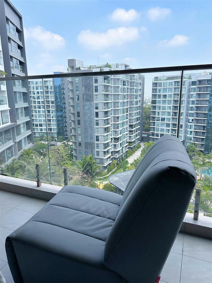 Cho thuê căn hộ diamond alnata plus, 118m2 3pn 2wc ban công dài, giá 19,5 triệu bao ô xe hơi