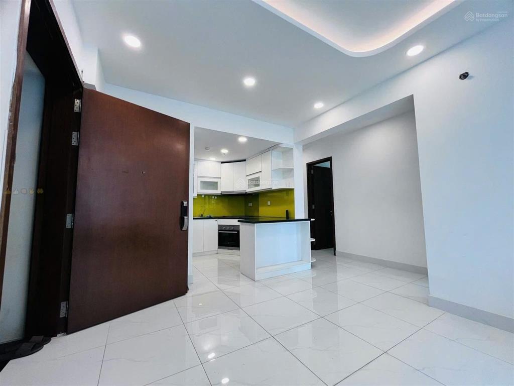 Chủ cần bán gấp căn hộ 2pn, 2wc tại ruby  celadon city, giá ưu đãi 4 tỷ, 69 m2