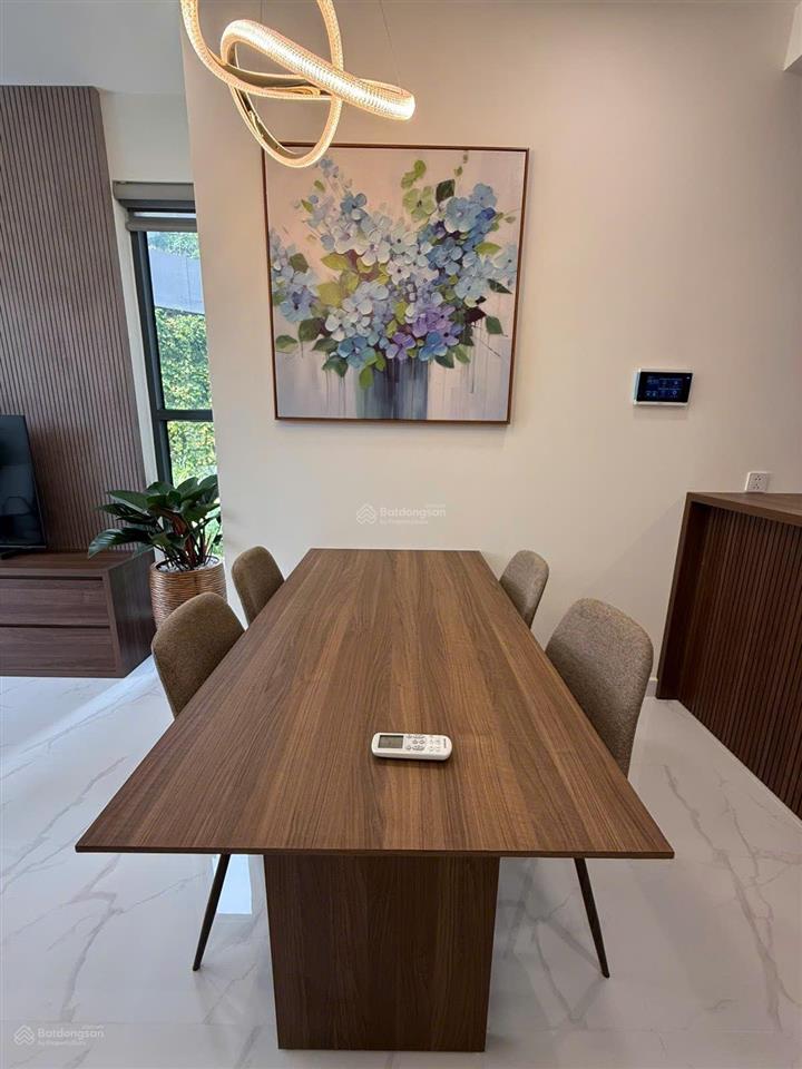 Cho thuê căn hộ cao cấp diamond centery 2pn, 2wc 96m2, 23 triệu full nội thất xịn