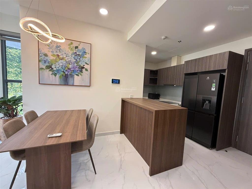 Cho thuê căn hộ cao cấp diamond centery 2pn, 2wc 96m2, 23 triệu full nội thất xịn