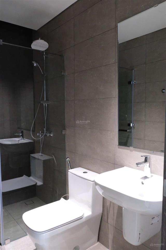 Cho thuê căn hộ cao cấp diamond centery 96m2 2pn full nội thất bao chỗ đậu xe hơi