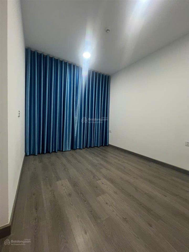 Chính chủ gửi cho thuê căn hộ diamond alnata 2pn 2wc 2 ban công bàn giao ntcb giá tốt