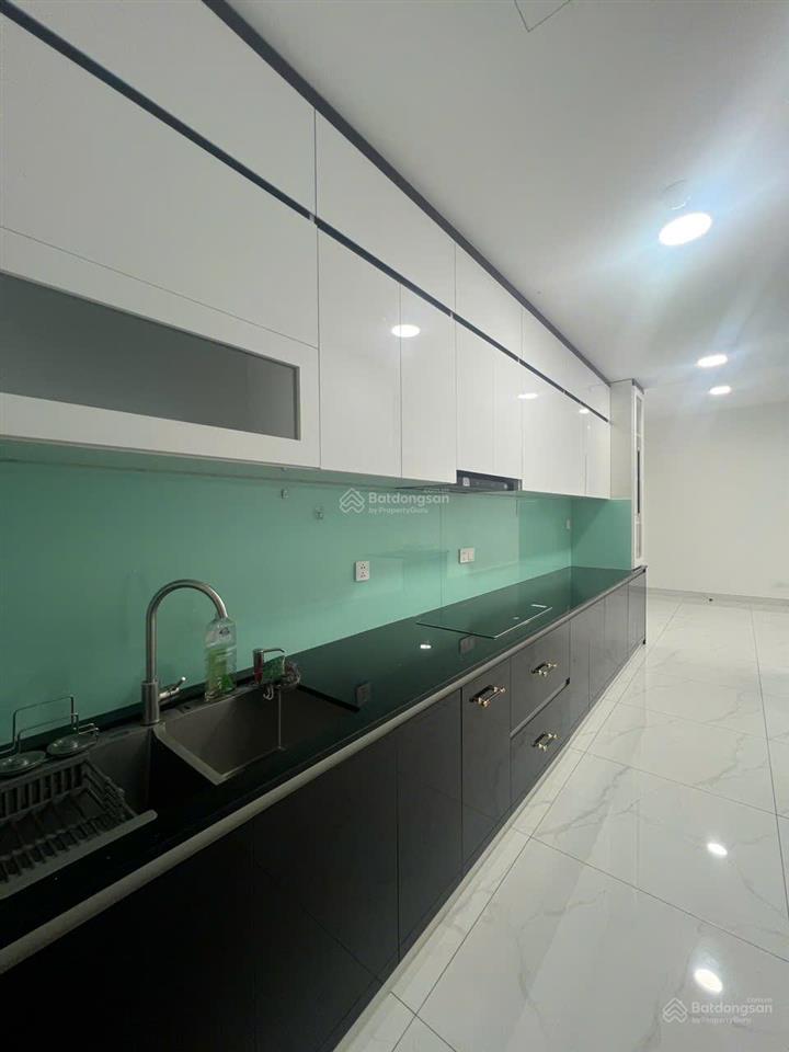 Chính chủ gửi cho thuê căn hộ diamond alnata 2pn 2wc 2 ban công bàn giao ntcb giá tốt