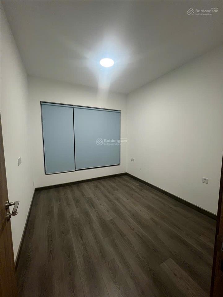 Chính chủ gửi cho thuê căn hộ diamond alnata 2pn 2wc 2 ban công bàn giao ntcb giá tốt
