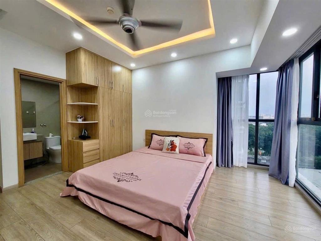 Cho thuê căn hộ tại emerald  celadon city, 18 triệu, 104m2, 3pn, 2wc, đầy đủ nội thất