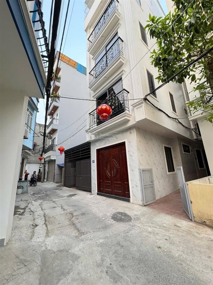 Bán nhà liên mạc, 5t thang máy, hơn 5 tỷ, ảnh thật 100%.  0972 174 ***