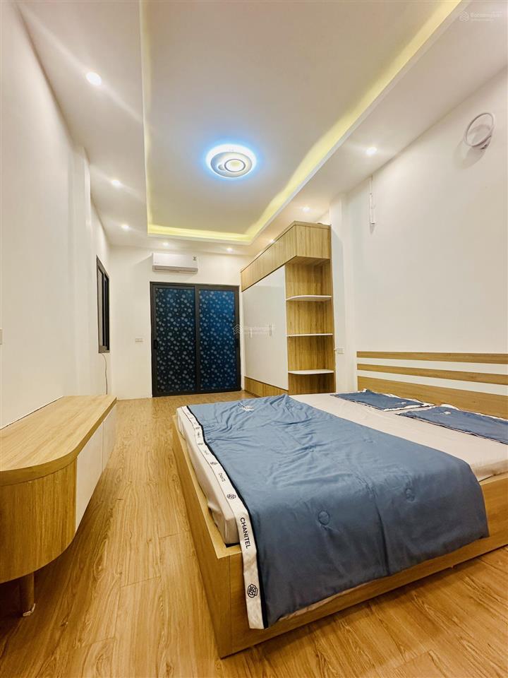 Bán nhà p. văn miếu, sổ đỏ 46m2, 3 pn, giá rẻ tặng full nội thất! đây đích thị là nơi để về