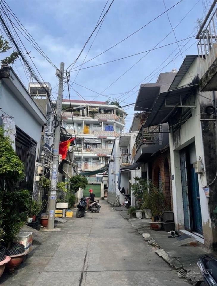 Bán nhà  hương lộ 3  bình tân  hẻm xe hơi  giáp tân phú  64m2  2tầng  4phòng ngủ  chỉ 6.2tỷ