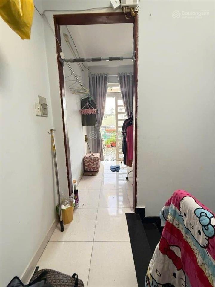Bán nhà  bình tân  hẻm xe hơi thông  gần tân phú  48m2  3tầng  4phòng ngủ  chỉ 5.4tỷ