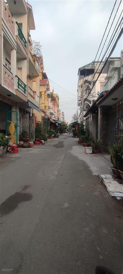 Bán nhà  bình tân  hẻm xe hơi thông  gần tân phú  48m2  3tầng  4phòng ngủ  chỉ 5.4tỷ