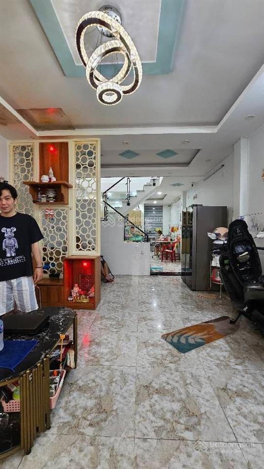 Bán nhà tân phú  sát mặt tiền  giáp quận 11  sát hẻm xe tải  56m2  2tầng btct  chỉ 5.9tỷ.