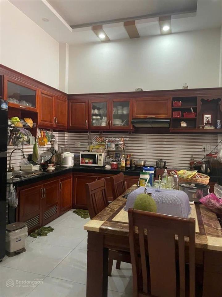 Bán nhà bình tân  hẻm xe hơi  sát mặt tiền  8 x 10  3tầng  chỉ 6.76tỷ