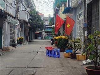 Bán nhà bình tân  ngang 6m  sát mặt tiền  hẻm xe hơi  giáp tân phú  84m2  4tầng  chỉ 8.45tỷ