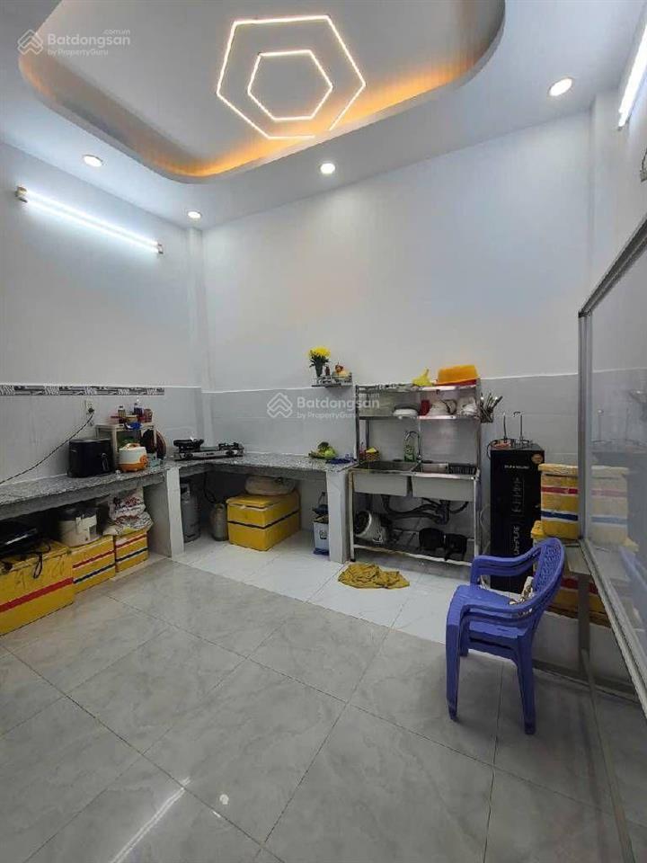 Bình tân  gần tân phú  56m2  2tầng  hẻm xe hơi 8m thông  chỉ 4.8tỷ