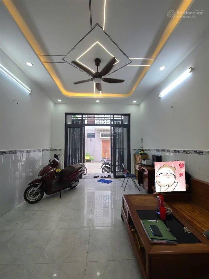 Bình tân  gần tân phú  56m2  2tầng  hẻm xe hơi 8m thông  chỉ 4.8tỷ