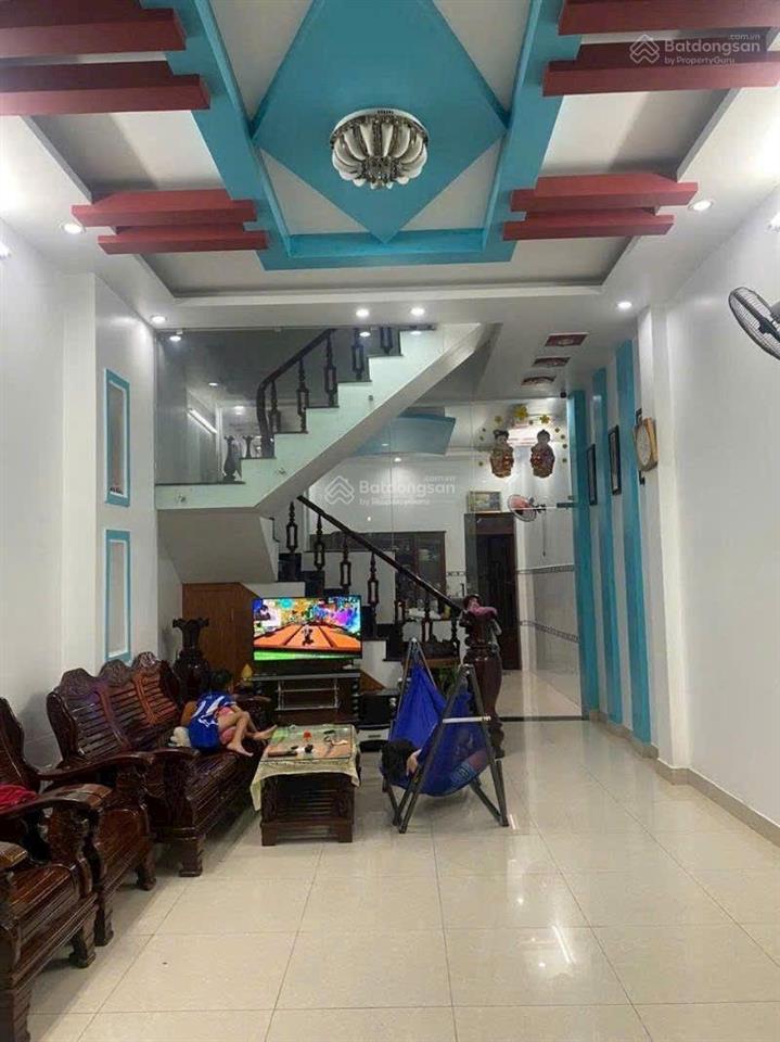 Bình tân  hẻm xe hơi  gần tân phú  4tầng  71m2  chỉ 5.4tỷ