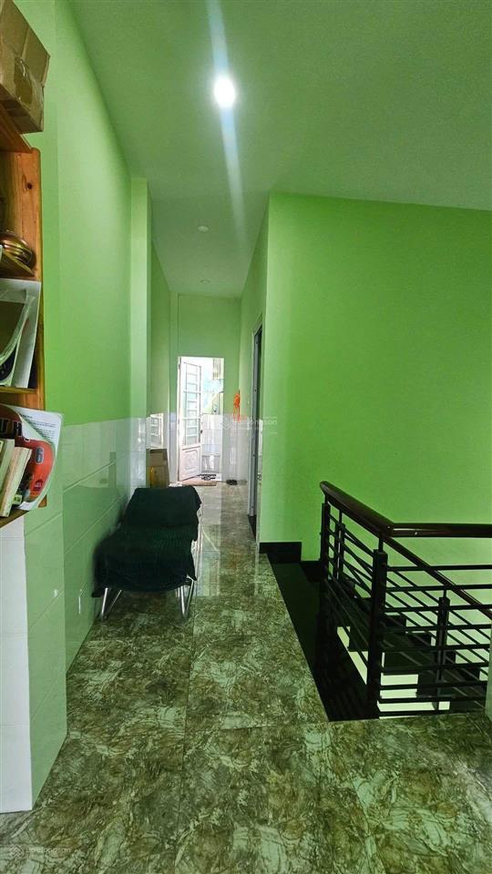 Bán nhà bình tân  hẻm xe hơi thông  gần tân phú  2tầng  67m2  chỉ 5.4tỷ