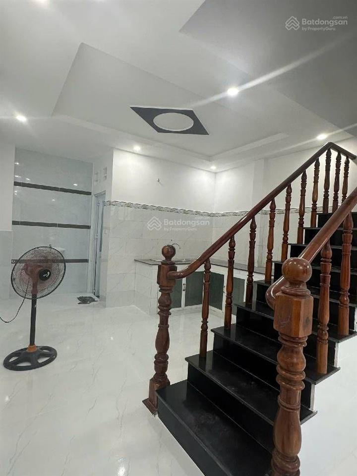 Bán nhà bình tân  hẻm xe hơi thông  gần tân kỳ tân quý  4 x 11  2tầng  chỉ 4.3tỷ.