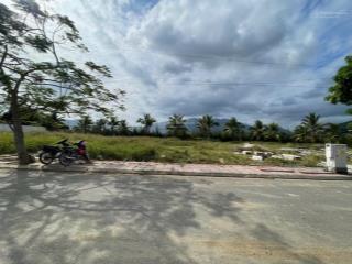 Bán lô bt ven sông tắc  đã có sổ con dt 280,8m2 hướng nam giá 34tr/m2